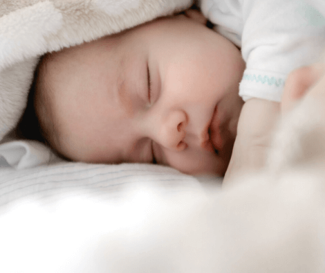 Quantas horas devem dormir os bebés?
