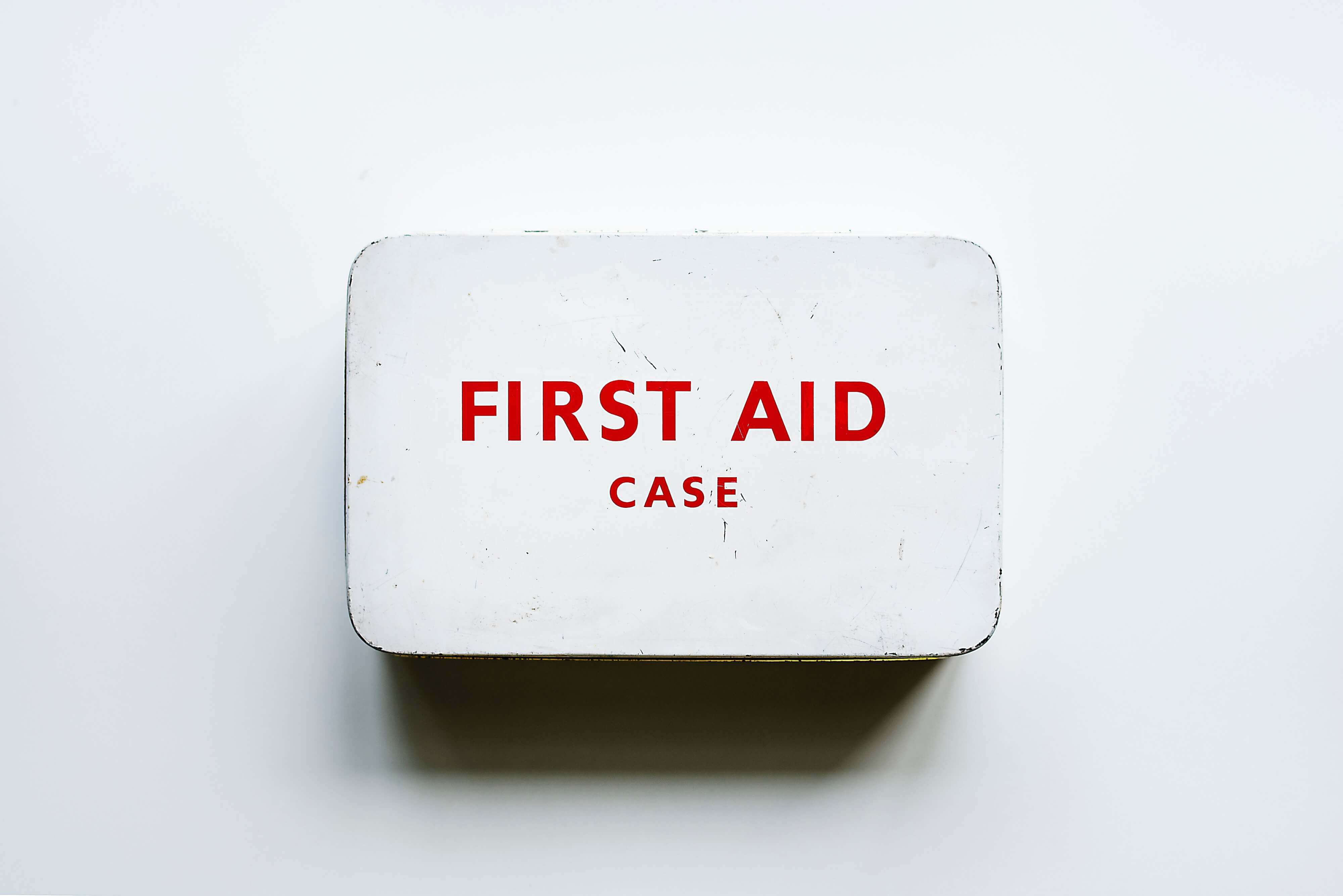Kit de Primeiros Socorros para as férias