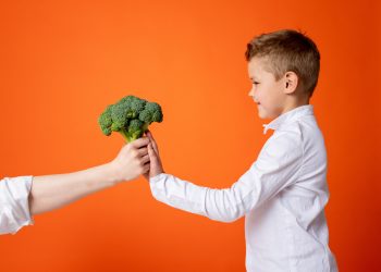 “Blhaaaac”… Não quero essa comida! Não gosto!