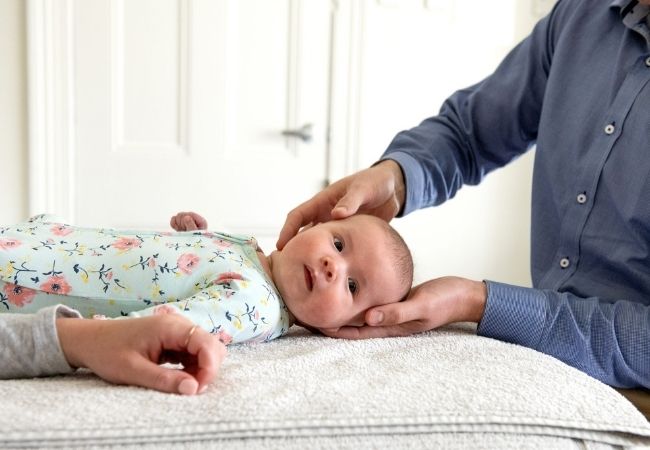 O meu filho tem cólicas, será a Osteopatia Pediátrica uma ajuda?