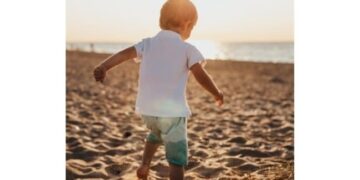 Vem aí a praia: 5 dicas para que a dermatite atópica não atrapalhe