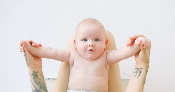 O meu bebé está sempre com tosse e secreções no nariz – serão alergias?