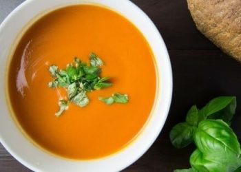 Sopa dos bebés – a carne e o peixe devem ser cozidos em conjunto com os legumes ou em separado?