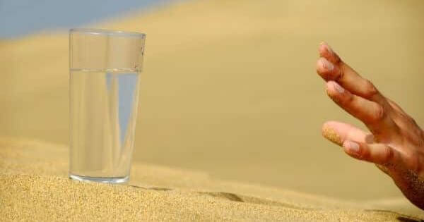 O que fazer quando uma criança está desidratada?