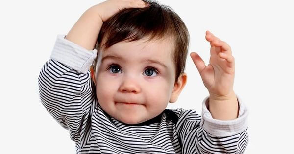 O meu filho gosta de bater com a cabeça no chão – devo preocupar-me?