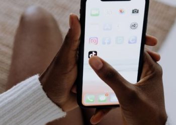O meu filho quer ter uma conta no Instagram/Tik-Tok – devo deixar?