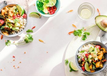 A importância de ter cor nos pratos