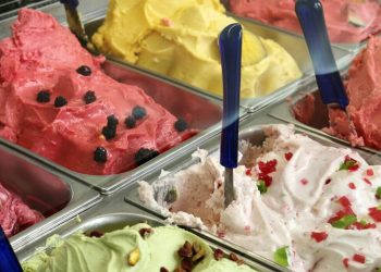 Comer gelados ou beber bebidas frias pode provocar amigdalite?