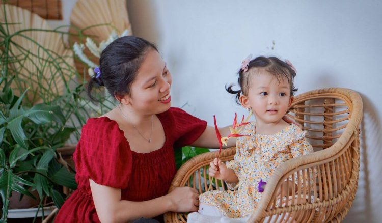 Ganchos de cabelo em bebés – um adereço a evitar