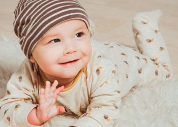 A partir de que idade é que posso saber se o meu filh@ é esquerdino?